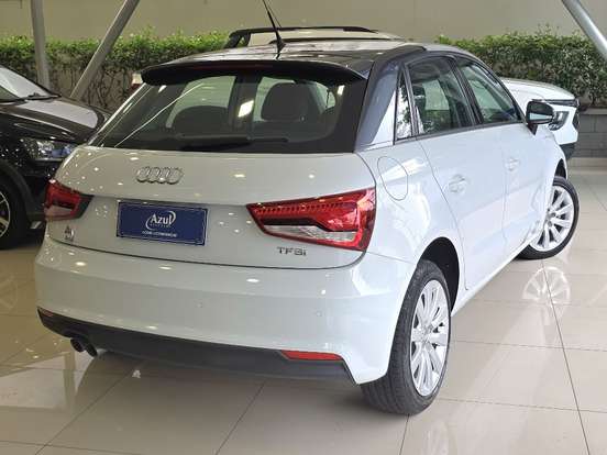 AUDI-A1-1.4 TFSI SPORTBACK ATTRACTION 16V 122CV GASOLINA 4P S-TRONIC AUDI-A1-2015