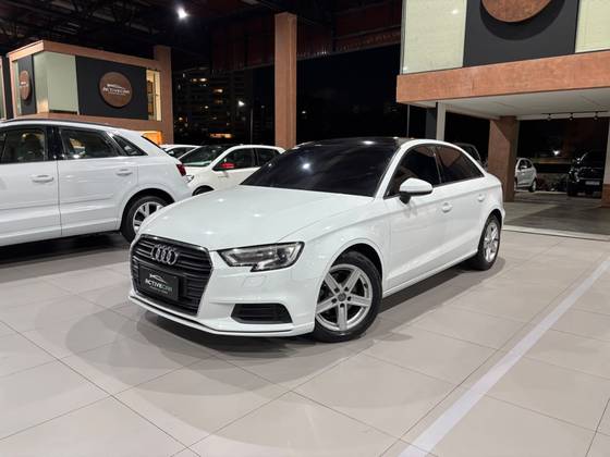 AUDI A3 1.4 TFSI SEDAN AMBIENTE 16V FLEX 4P TIPTRONIC