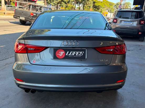 AUDI-A3-1.4 TFSI SEDAN ATTRACTION 16V GASOLINA 4P S-TRONIC AUDI-A3-2015