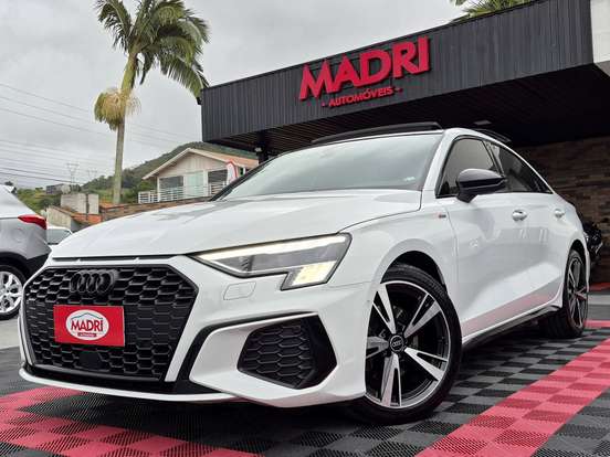 AUDI-A3-2023