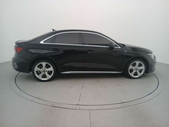 AUDI-A3-2024