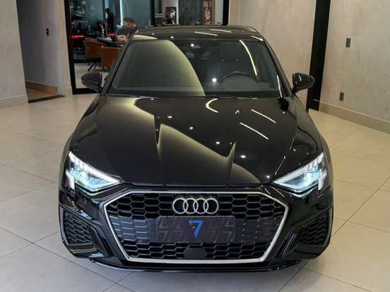 AUDI-A3-2023
