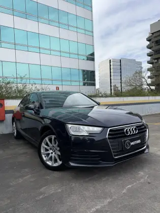 AUDI A4 2.0 TFSI ATTRACTION GASOLINA 4P S TRONIC