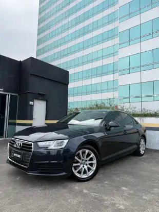 AUDI-A4-2016