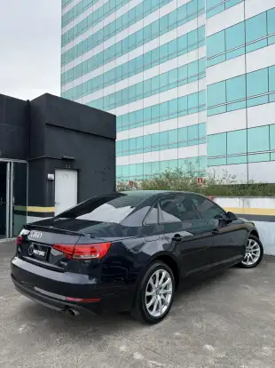 AUDI-A4-2016