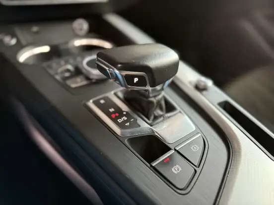 AUDI-A4-2.0 TFSI GASOLINA AVANT S LINE S TRONIC AUDI-A4-2019