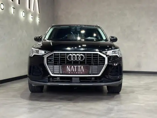 AUDI-Q3-2019