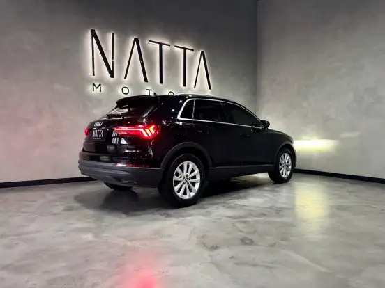 AUDI-Q3-2019