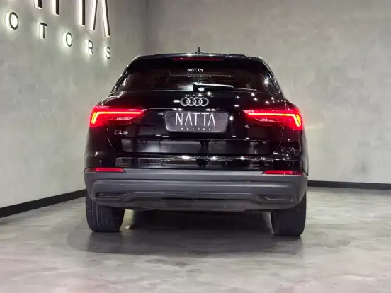 AUDI-Q3-2019