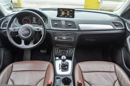 AUDI-Q3-2018