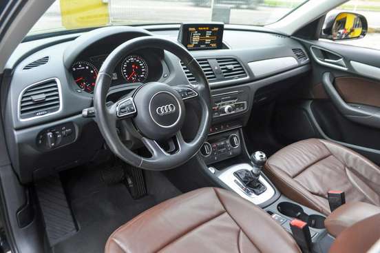 AUDI-Q3-2018
