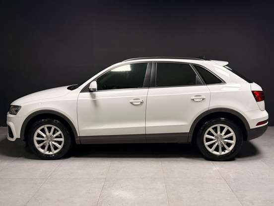 AUDI-Q3-2018