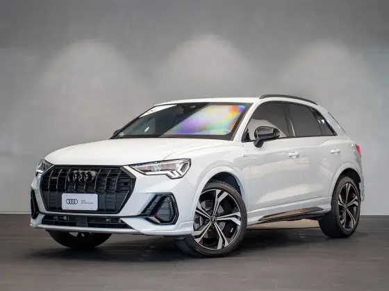 AUDI Q3 2.0 40 TFSI GASOLINA PERFORMANCE BLACK PLUS QUATTRO TIPTRONIC