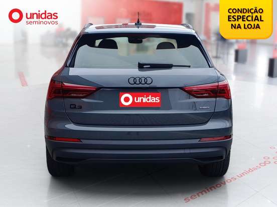 AUDI-Q3-2023