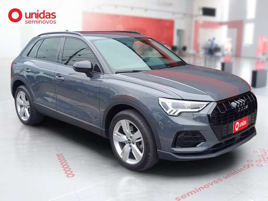 AUDI-Q3-2023