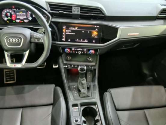 AUDI-Q3-2.0 40 TFSI GASOLINA SPORTBACK PERFORMANCE BLACK PLUS QUATTRO TIPTRONIC AUDI-Q3-2024