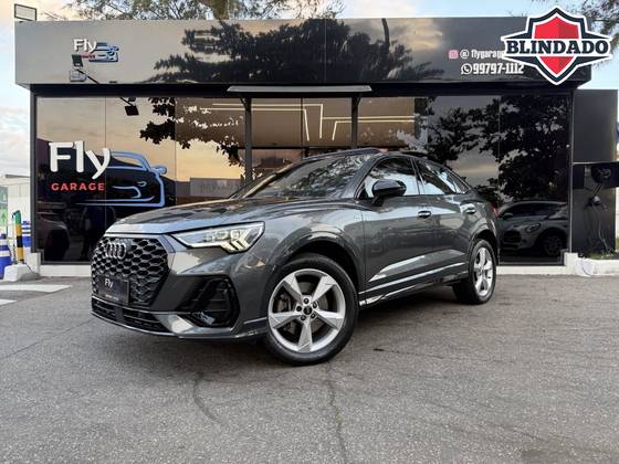 AUDI Q3 2.0 40 TFSI GASOLINA SPORTBACK PERFORMANCE BLACK QUATTRO TIPTRONIC