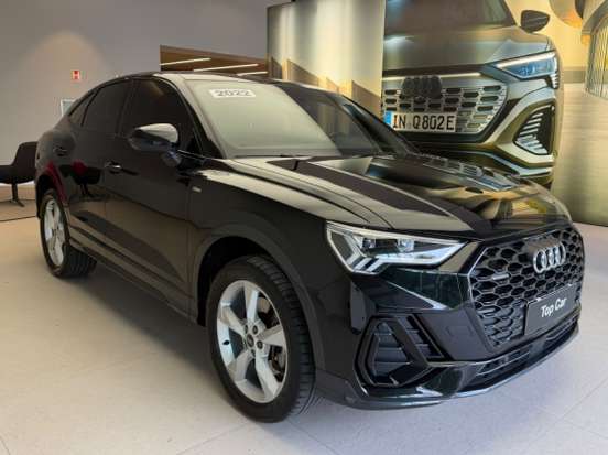 AUDI-Q3-2022