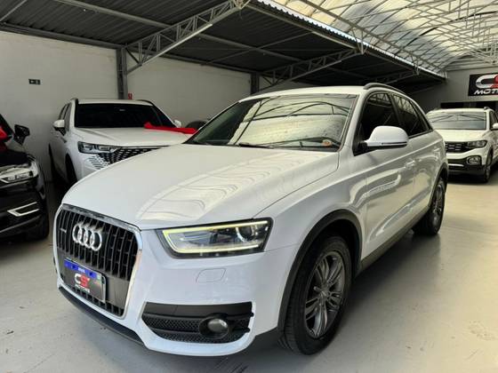 AUDI Q3 2.0 TFSI ATTRACTION QUATTRO 4P GASOLINA S TRONIC