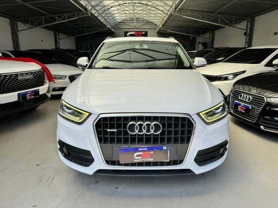 AUDI-Q3-2012