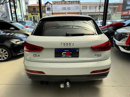 AUDI-Q3-2012