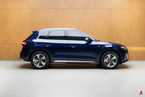 AUDI-Q5-2023