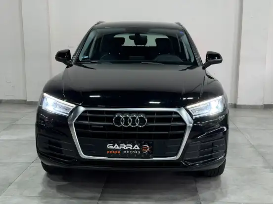 AUDI-Q5-2019