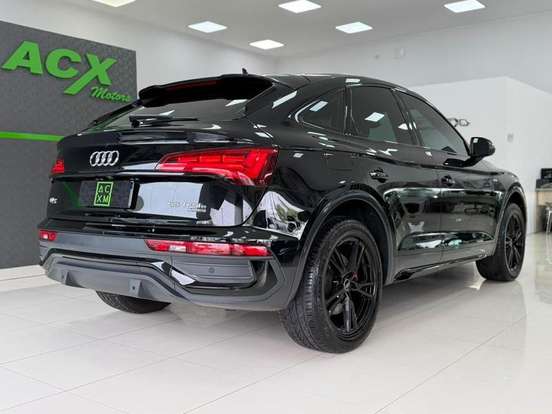 AUDI-Q5-2023