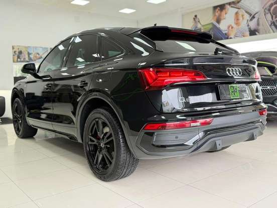 AUDI-Q5-2023