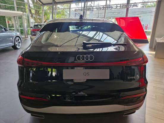 AUDI-Q5-2.0 TFSI GASOLINA SPORTBACK S LINE QUATTRO S TRONIC AUDI-Q5-2026