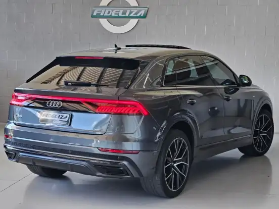 AUDI-Q8-3.0 TFSI GASOLINA PERFORMANCE BLACK QUATTRO TIPTRONIC AUDI-Q8-2021