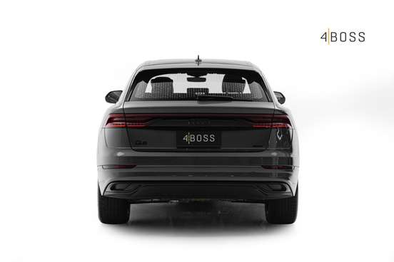 AUDI-Q8-2022
