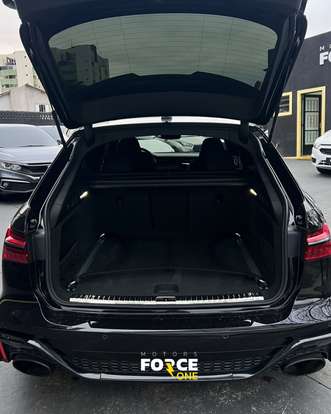 AUDI-RS6-2024