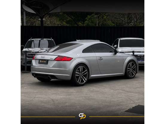 AUDI-TT-2015