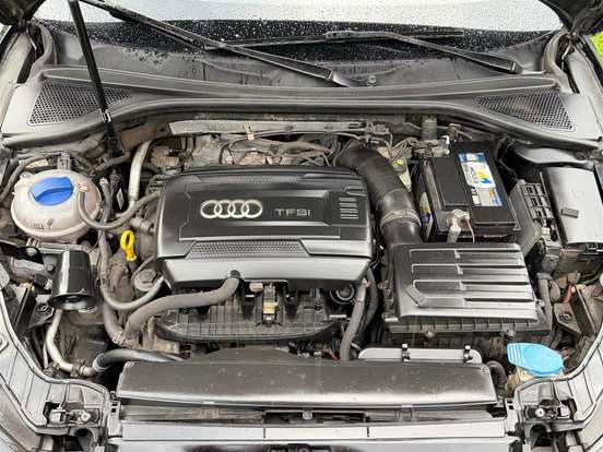 AUDI-A3-1.8 TFSI SPORTBACK 16V GASOLINA 4P AUTOMÁTICO AUDI-A3-2013