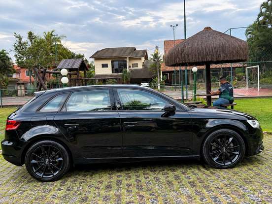 AUDI-A3-1.8 TFSI SPORTBACK 16V GASOLINA 4P AUTOMÁTICO AUDI-A3-2013