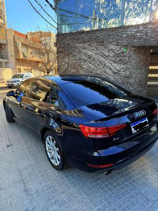 AUDI-A4-2018