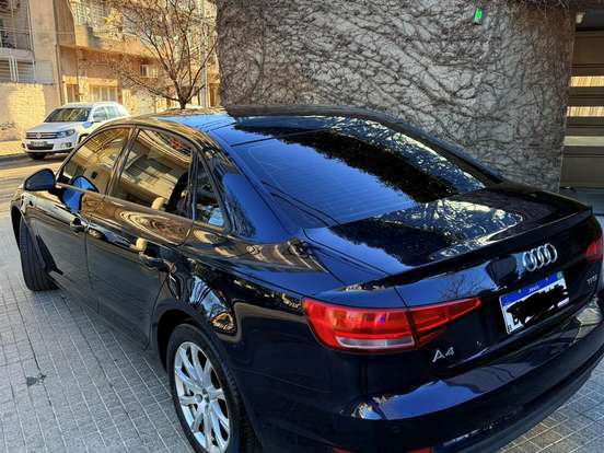 AUDI-A4-2.0 TFSI ATTRACTION GASOLINA 4P S TRONIC AUDI-A4-2018
