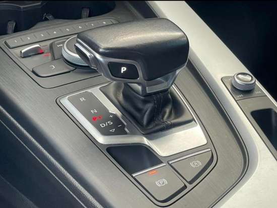 AUDI-A4-2018