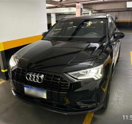 AUDI-Q3-2021