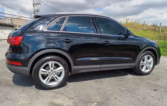 AUDI-Q3-2018