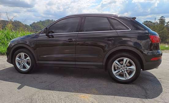 AUDI-Q3-2018