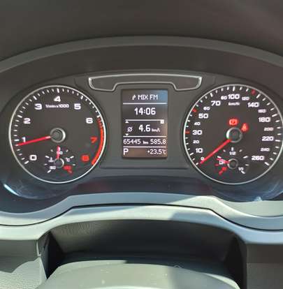 AUDI-Q3-2018