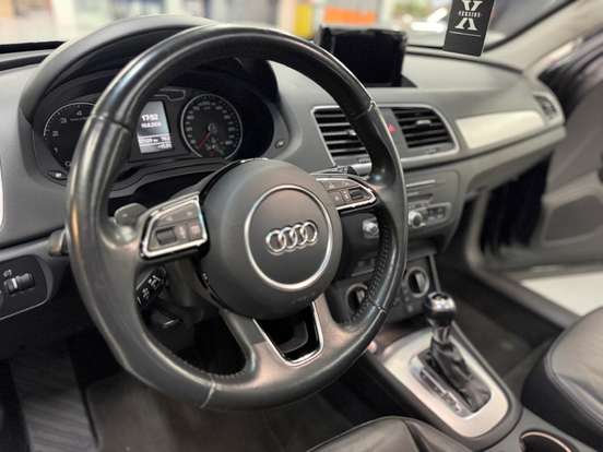 AUDI-Q3-2018
