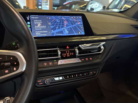 BMW-118i-2023