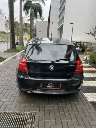 BMW-118i-2.0 UE71 16V GASOLINA 4P AUTOMÁTICO BMW-118i-2011