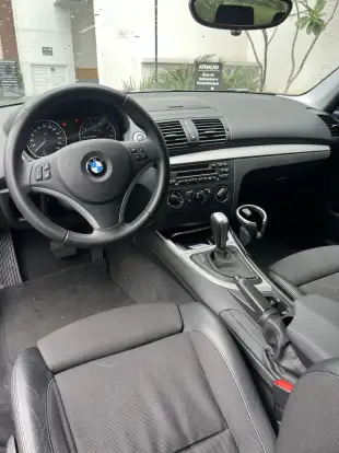 BMW-118i-2.0 UE71 16V GASOLINA 4P AUTOMÁTICO BMW-118i-2011