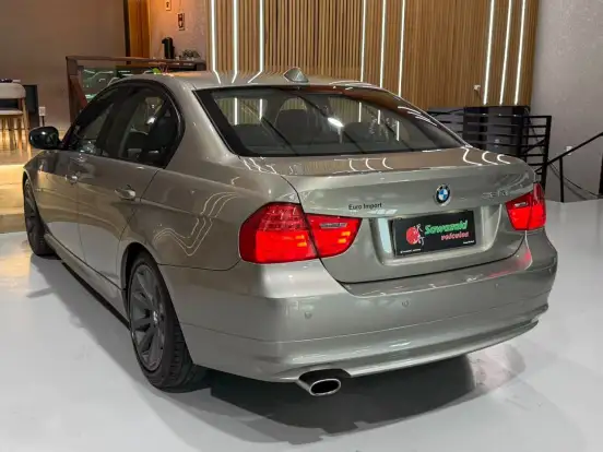 BMW-320i-2.0 16V GASOLINA 4P AUTOMÁTICO BMW-320i-2010