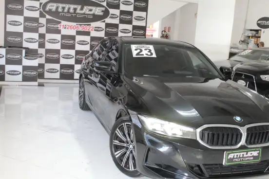 BMW-320i-2022