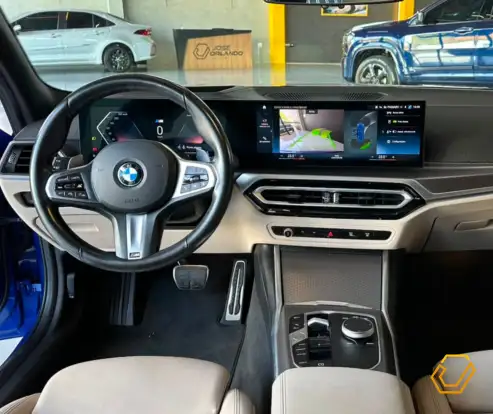 BMW-320i-2023